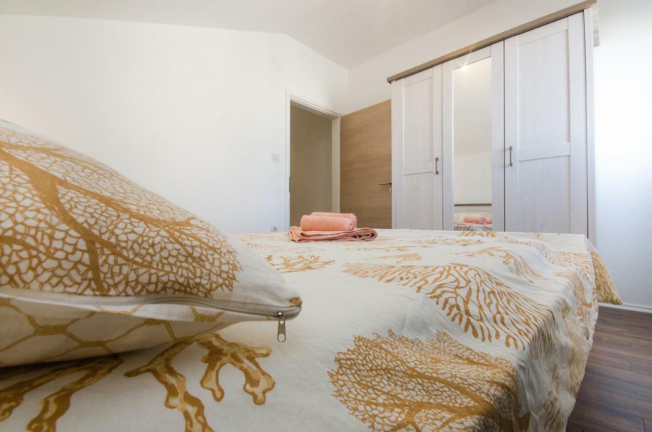 Apartman Korina Sukosan Luaran gambar