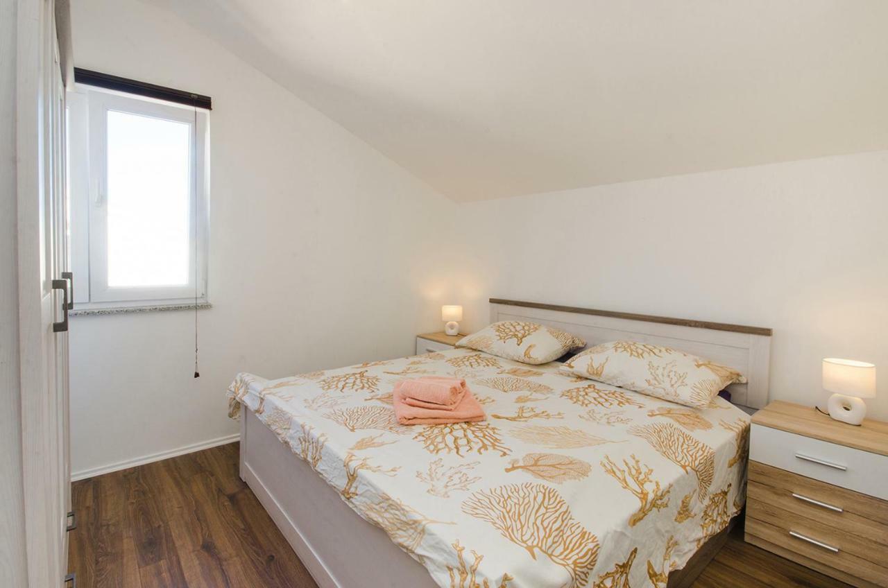Apartman Korina Sukosan Luaran gambar