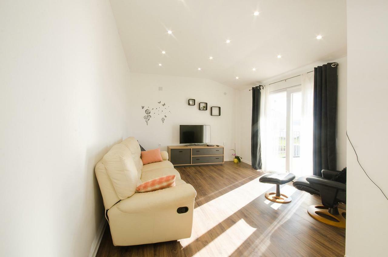 Apartman Korina Sukosan Luaran gambar